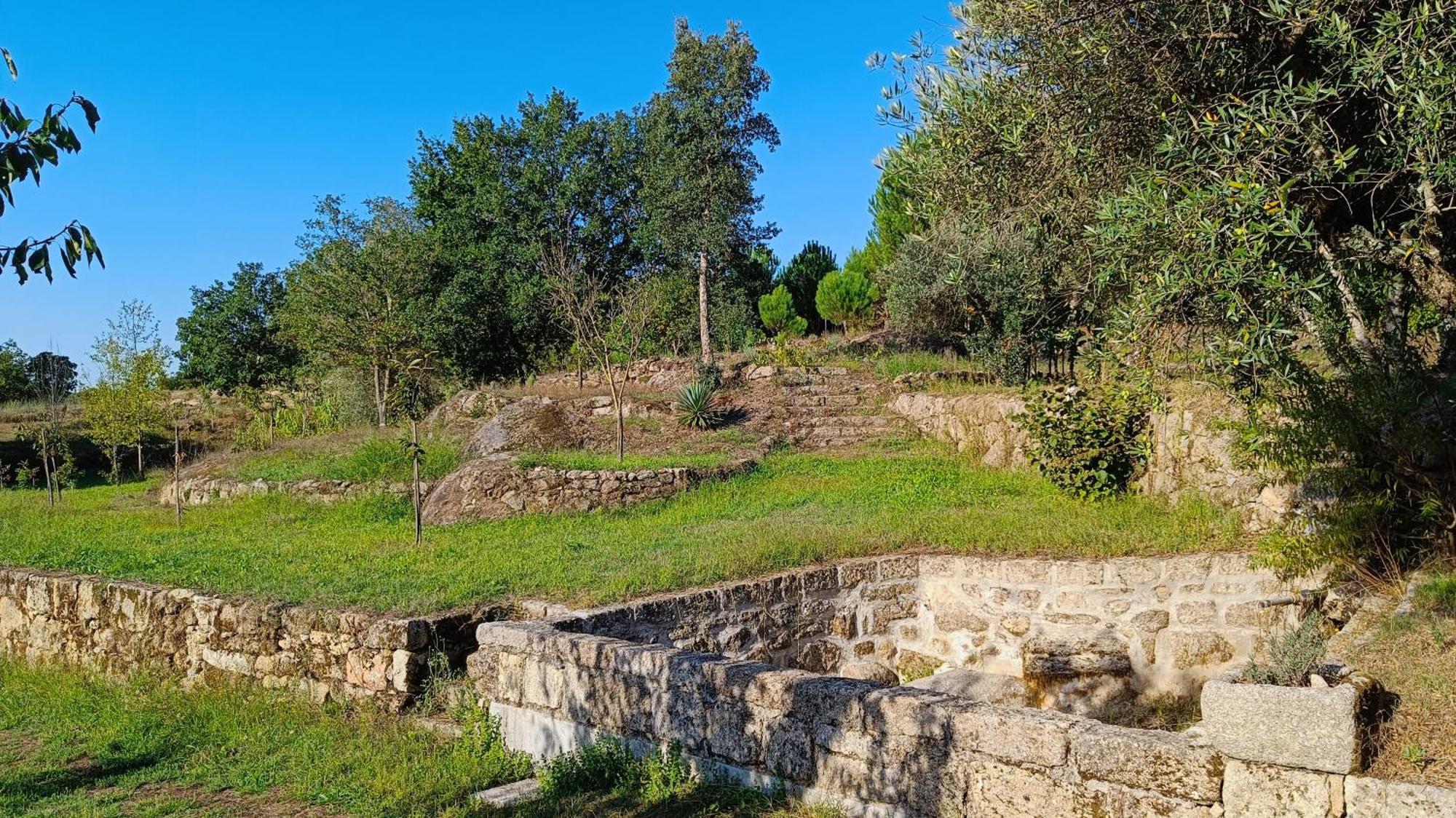 Gasthaus Quinta Da Pedra Mija Santar Exterior foto